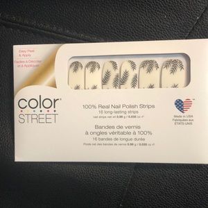 Color Street Palm Before the Storm